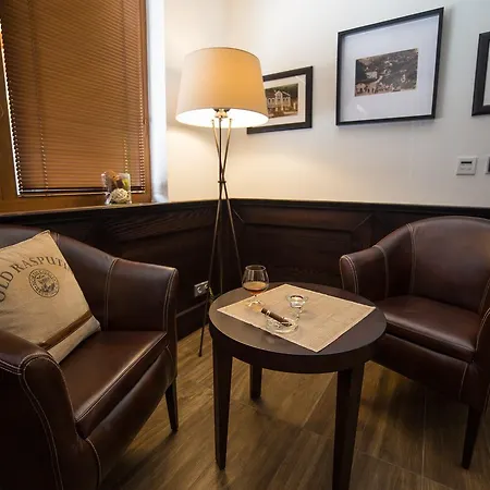 Hotel Daro 3*